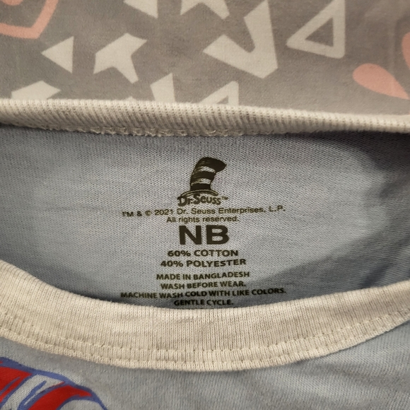 Dr. Seuss onesie - NB - Picture 2 of 4